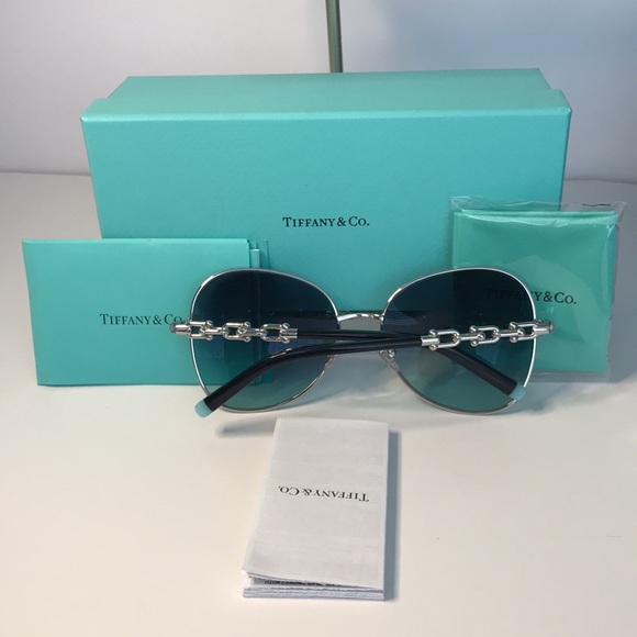 New🔥🔥 - TIFFANY TF3086 Azure Gradient Blue Silver Sunglasses - Picture 13 of 13